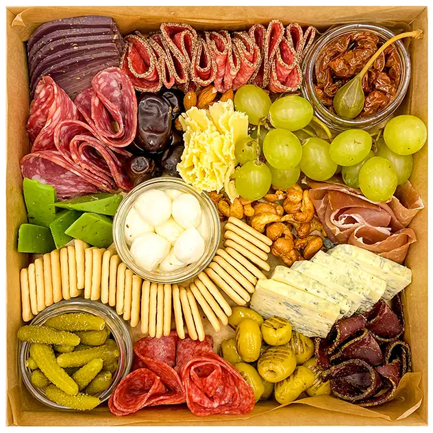 Ассорти антипасти с мясными деликатесами